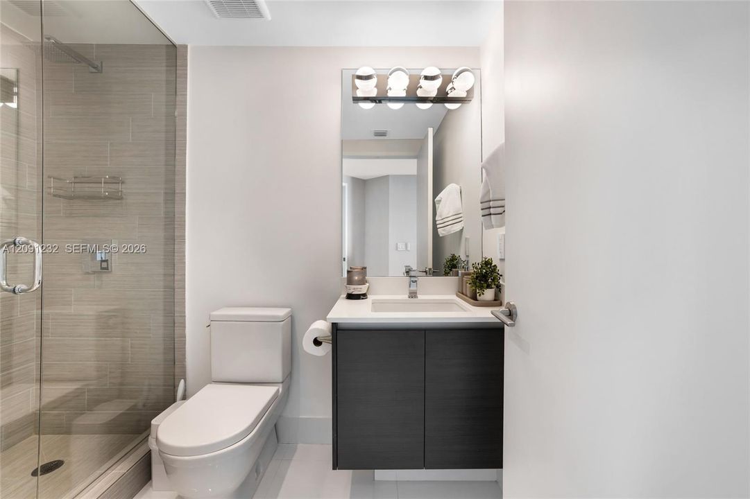 For Sale: $1,650,000 (3 beds, 3 baths, 1892 Square Feet)