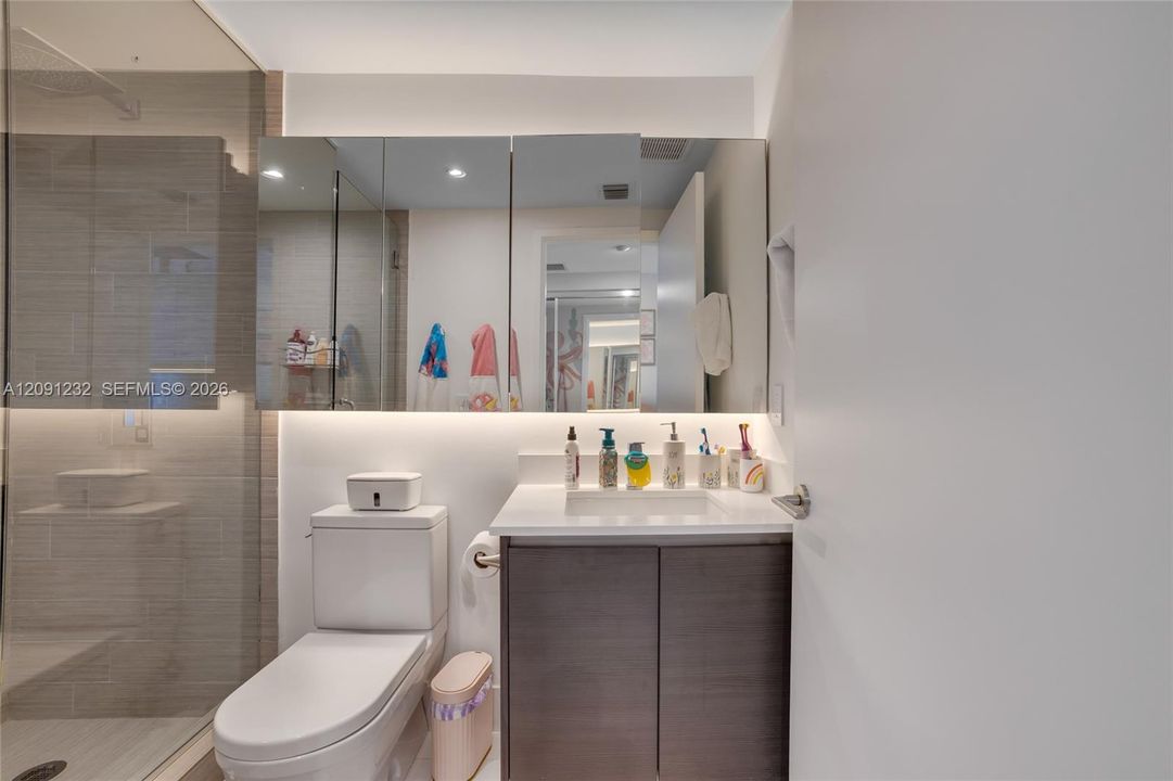 For Sale: $1,650,000 (3 beds, 3 baths, 1892 Square Feet)
