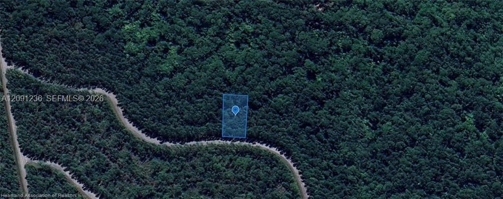 На продажу: $17,900 (0.24 acres)