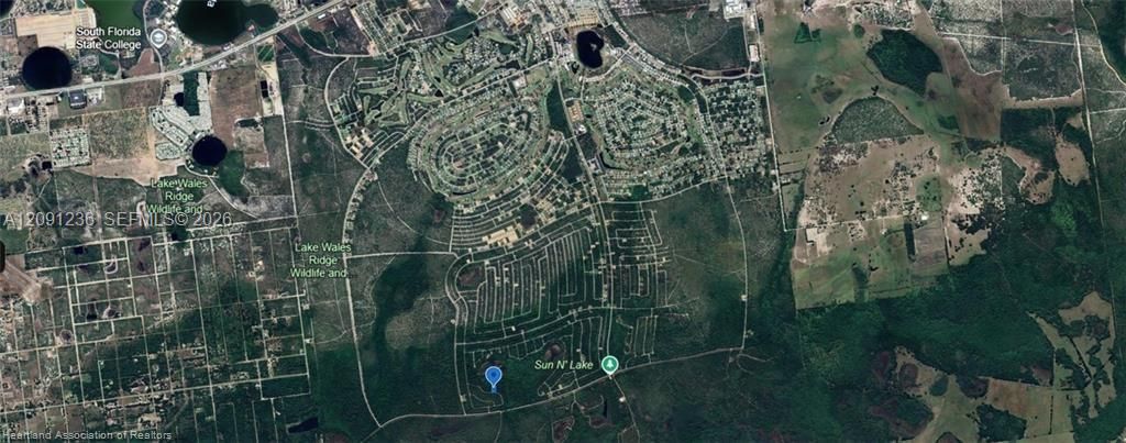 На продажу: $17,900 (0.24 acres)