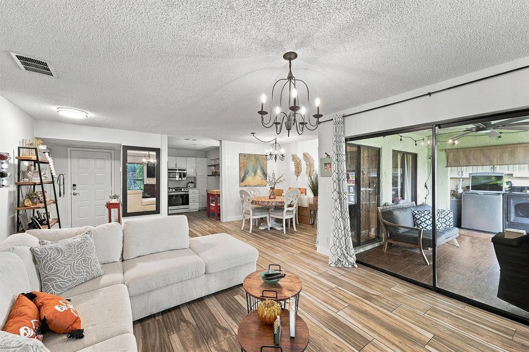 08_living room