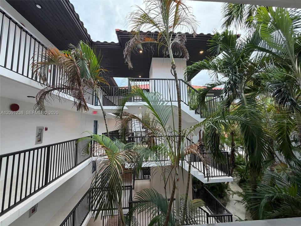 For Rent: $6,000 (2 beds, 2 baths, 1450 Square Feet)