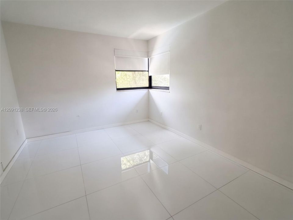 For Rent: $6,000 (2 beds, 2 baths, 1450 Square Feet)