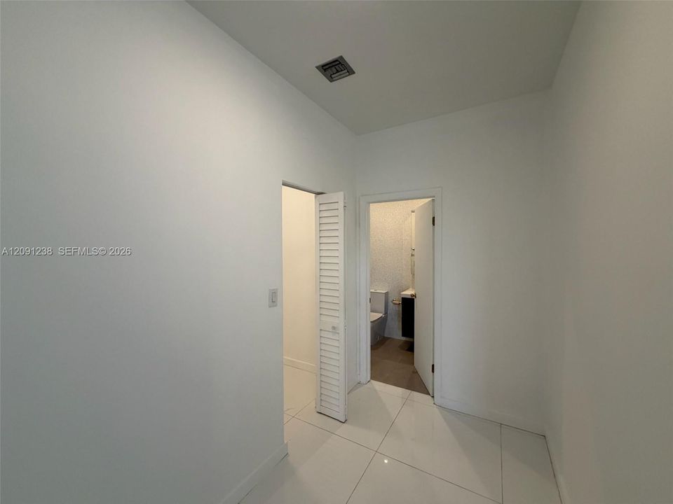 For Rent: $6,000 (2 beds, 2 baths, 1450 Square Feet)