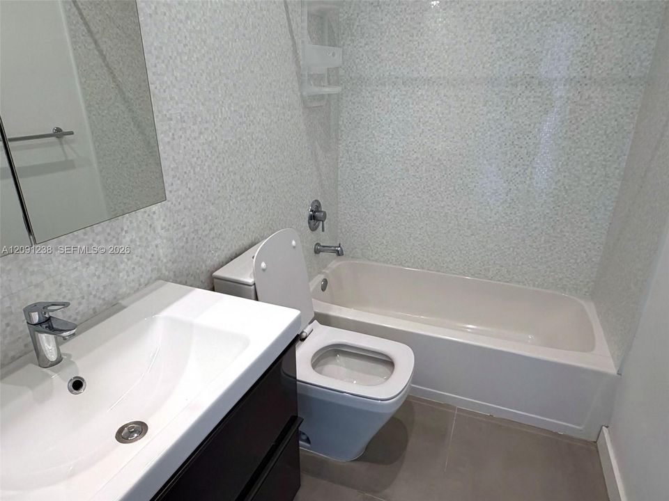 For Rent: $6,000 (2 beds, 2 baths, 1450 Square Feet)