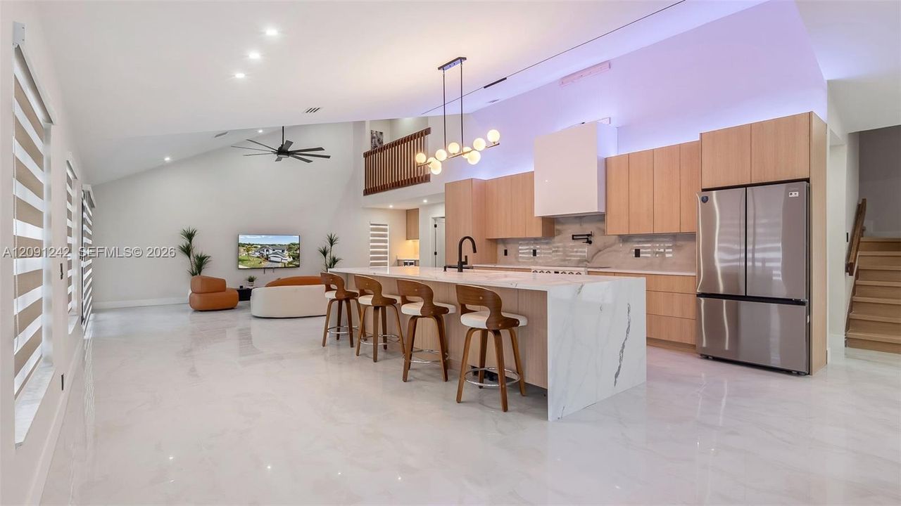 Недавно арендовано: $5,500 (4 спален, 3 ванн, 2445 Квадратных фут)