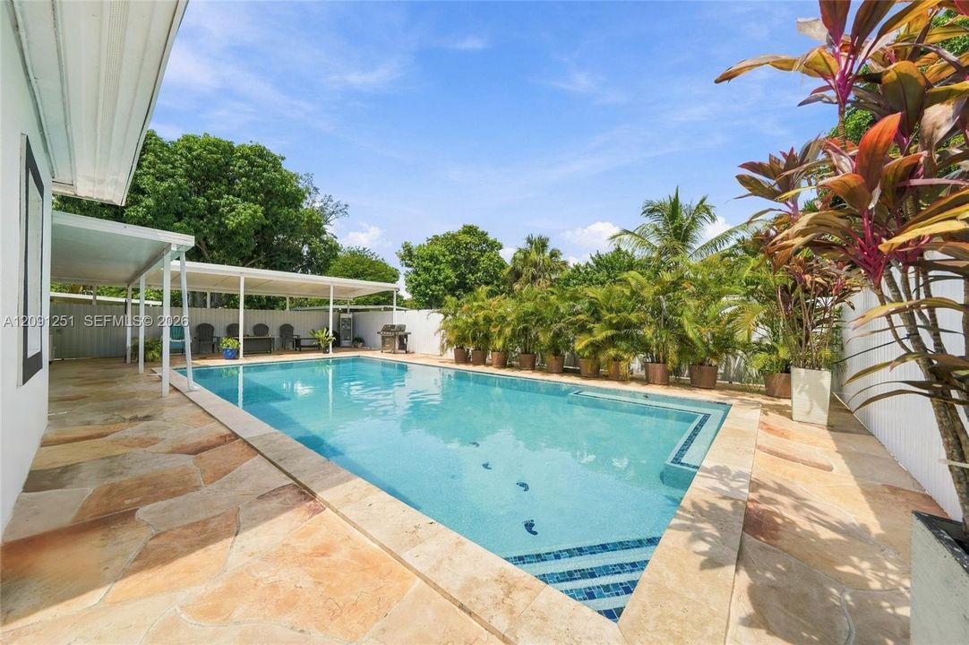 En Venta: $899,000 (2 camas, 1 baños, 1597 Pies cuadrados)