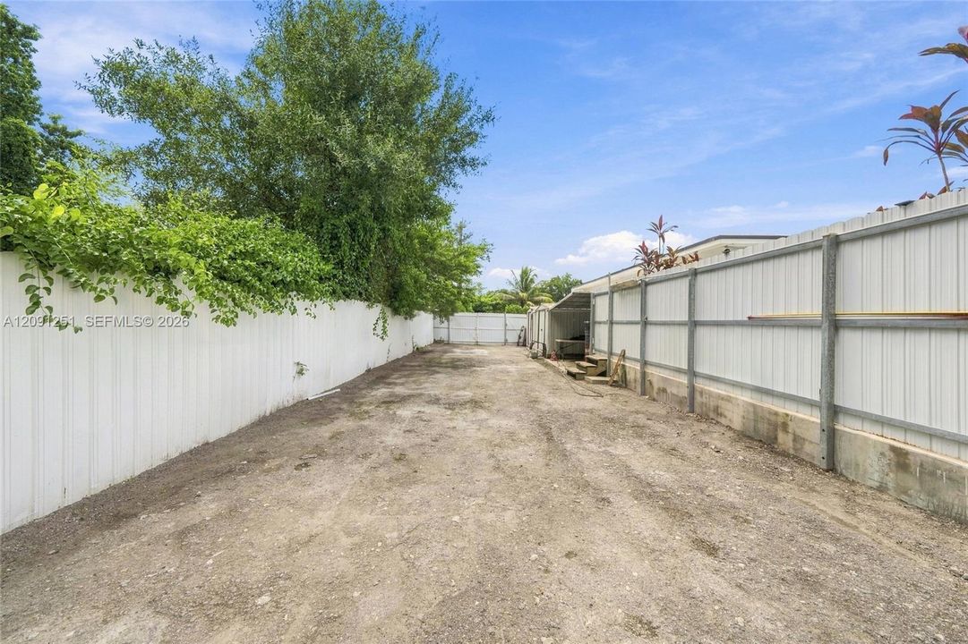 En Venta: $899,000 (2 camas, 1 baños, 1597 Pies cuadrados)