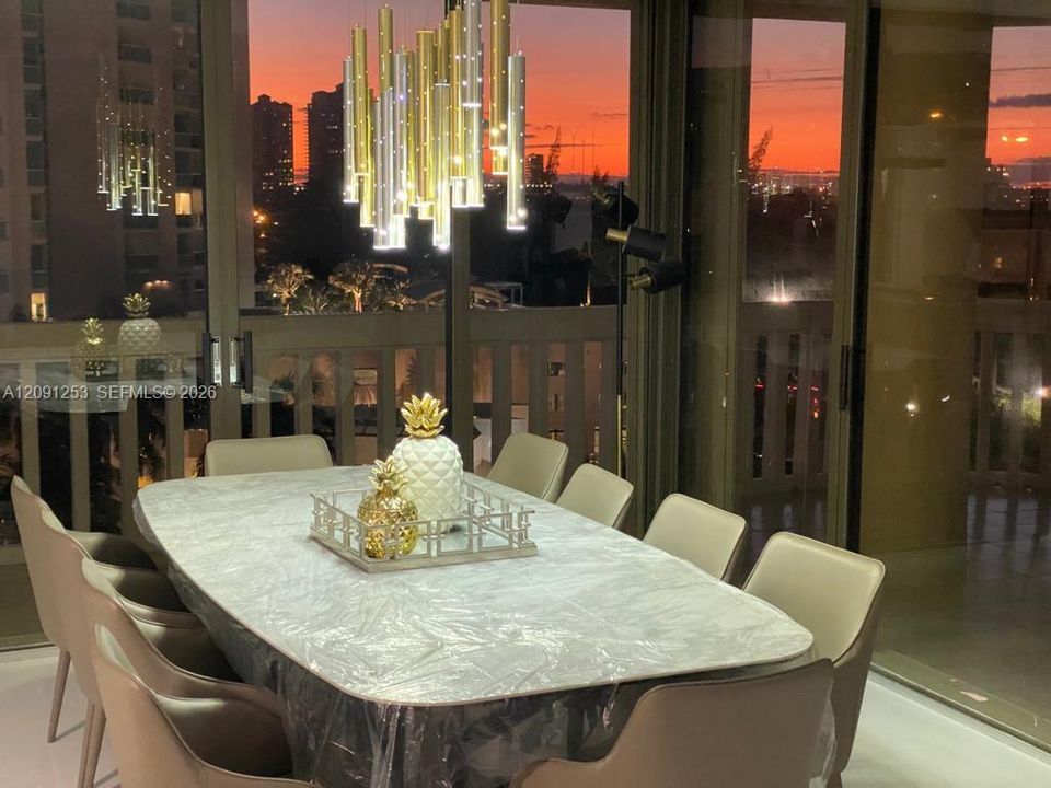 В аренду: $5,200 (3 спален, 2 ванн, 1766 Квадратных фут)