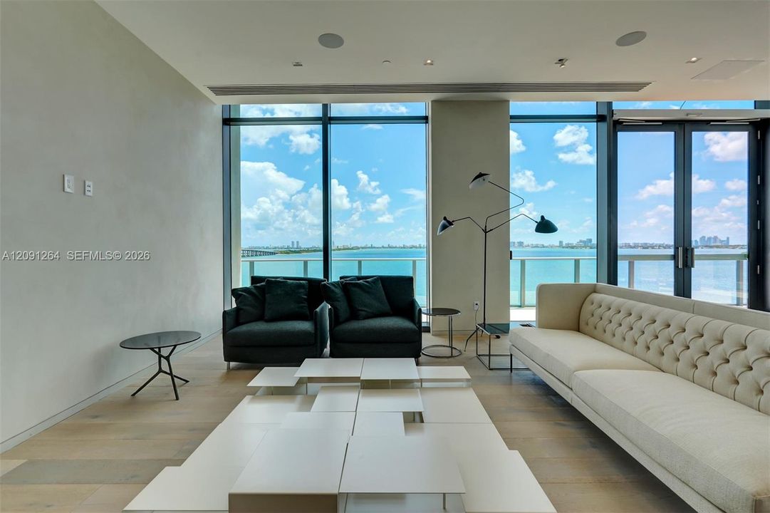 For Rent: $8,700 (3 beds, 3 baths, 1526 Square Feet)