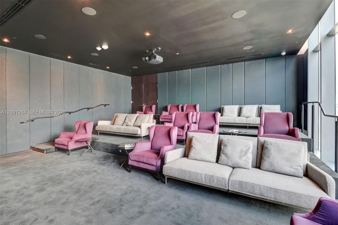 For Rent: $8,700 (3 beds, 3 baths, 1526 Square Feet)