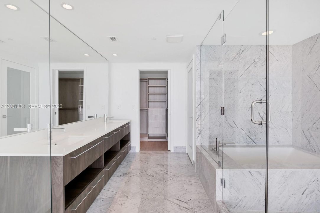 For Rent: $8,700 (3 beds, 3 baths, 1526 Square Feet)