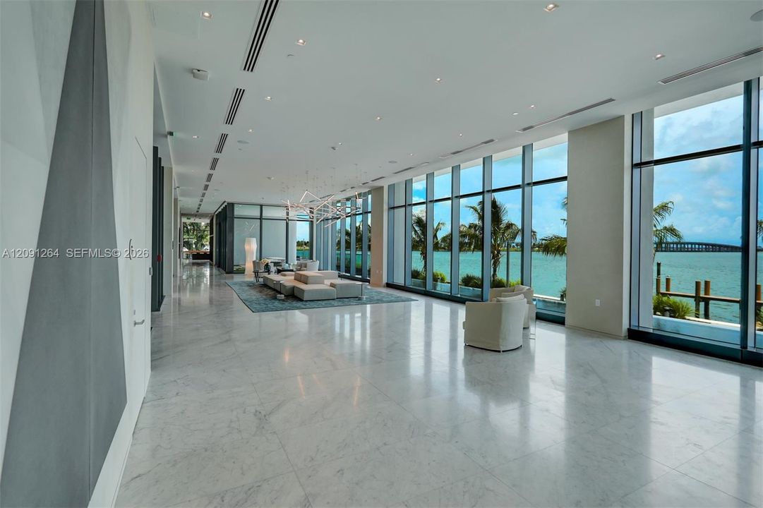 For Rent: $8,700 (3 beds, 3 baths, 1526 Square Feet)
