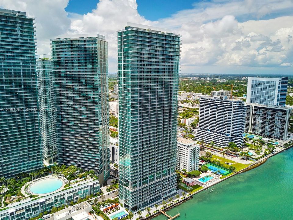 For Rent: $8,700 (3 beds, 3 baths, 1526 Square Feet)