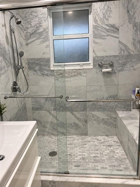 Recently Rented: $3,900 (3 beds, 2 baths, 1508 Square Feet)