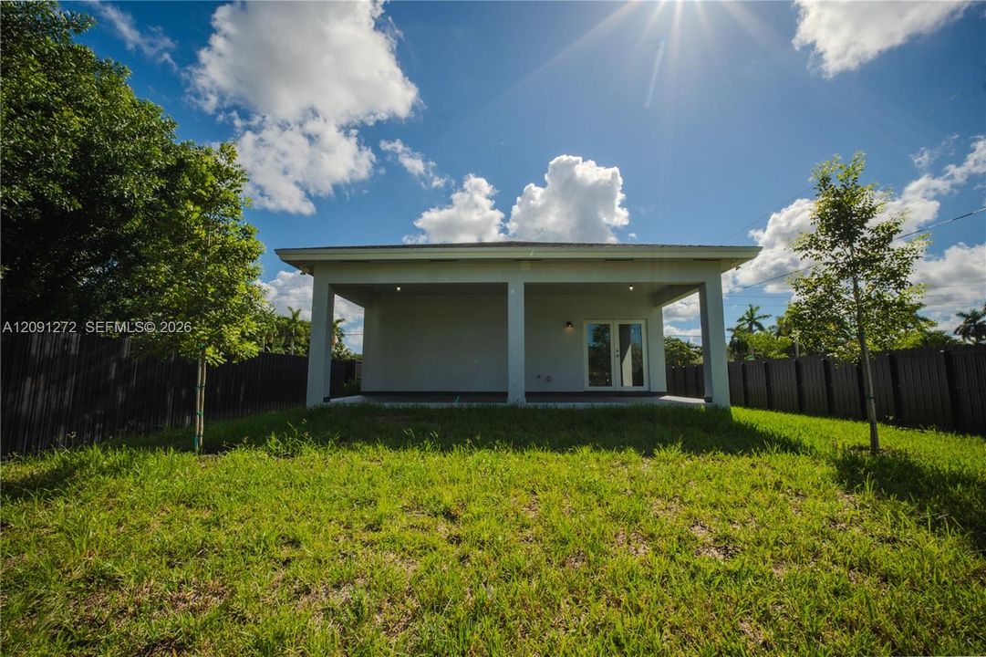 Recently Rented: $3,300 (4 beds, 2 baths, 0 Square Feet)