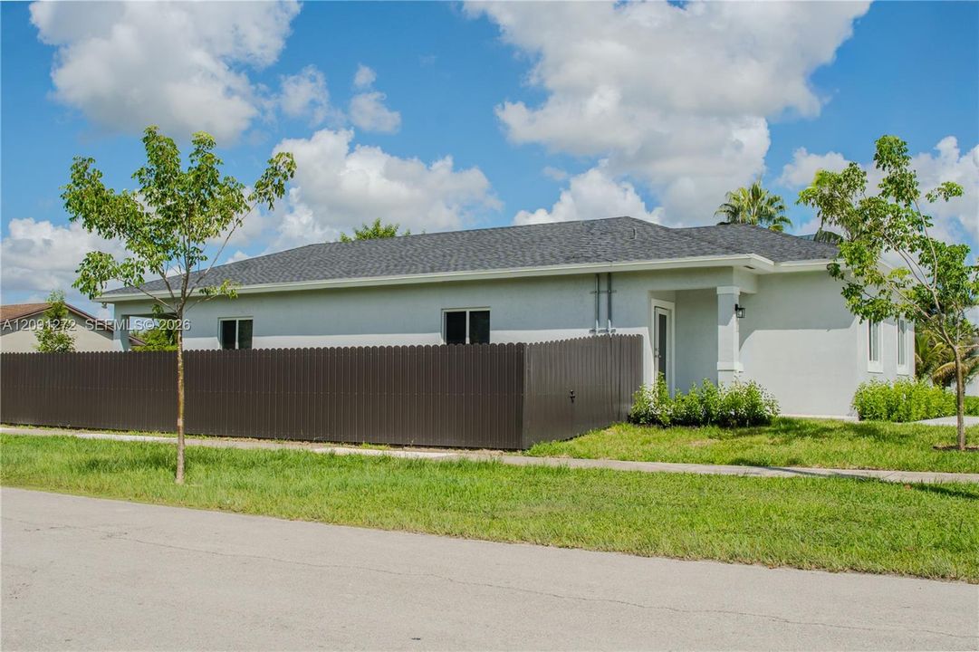Recently Rented: $3,300 (4 beds, 2 baths, 0 Square Feet)