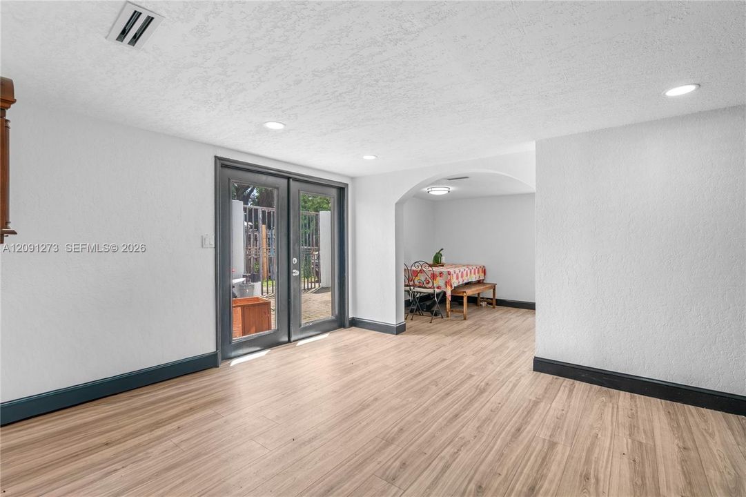 En Venta: $799,000 (0 camas, 0 baños, 2506 Pies cuadrados)