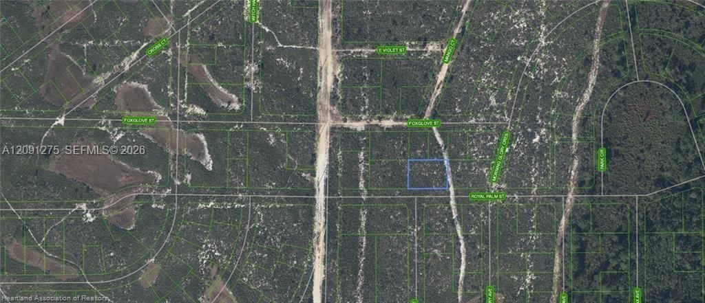 На продажу: $9,900 (0.49 acres)
