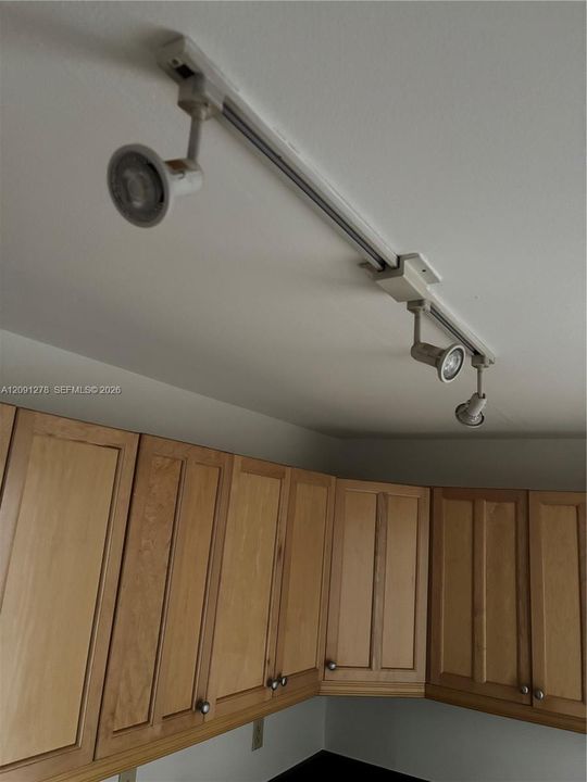 В аренду: $1,750 (1 спален, 1 ванн, 710 Квадратных фут)