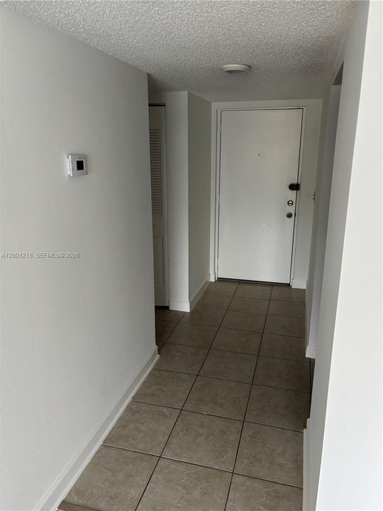 В аренду: $1,750 (1 спален, 1 ванн, 710 Квадратных фут)
