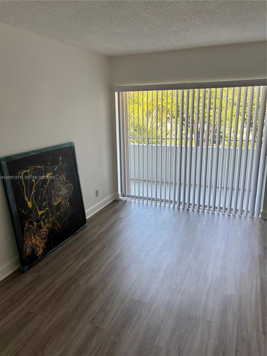 В аренду: $1,750 (1 спален, 1 ванн, 710 Квадратных фут)