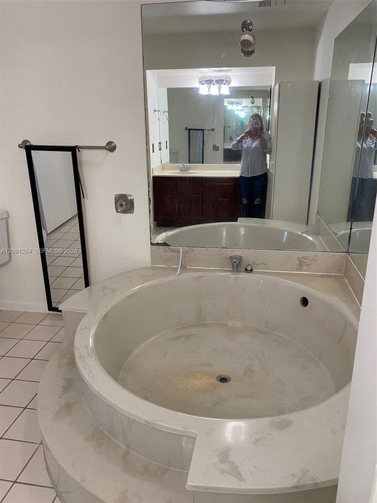 В аренду: $2,700 (2 спален, 2 ванн, 1330 Квадратных фут)