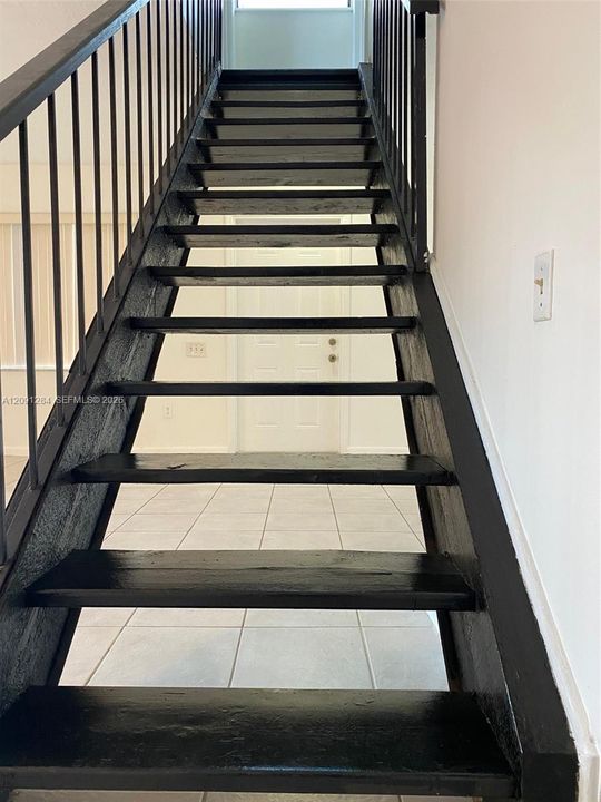 В аренду: $2,700 (2 спален, 2 ванн, 1330 Квадратных фут)