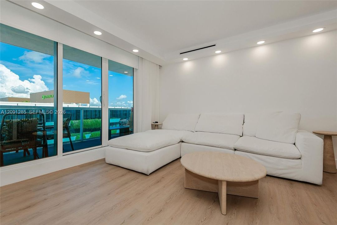 En Venta: $1,750,000 (2 camas, 2 baños, 880 Pies cuadrados)