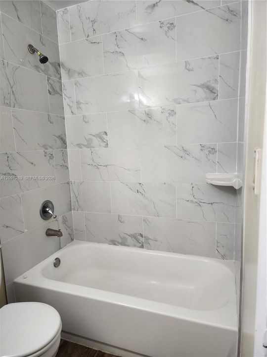 В аренду: $2,300 (3 спален, 2 ванн, 930 Квадратных фут)