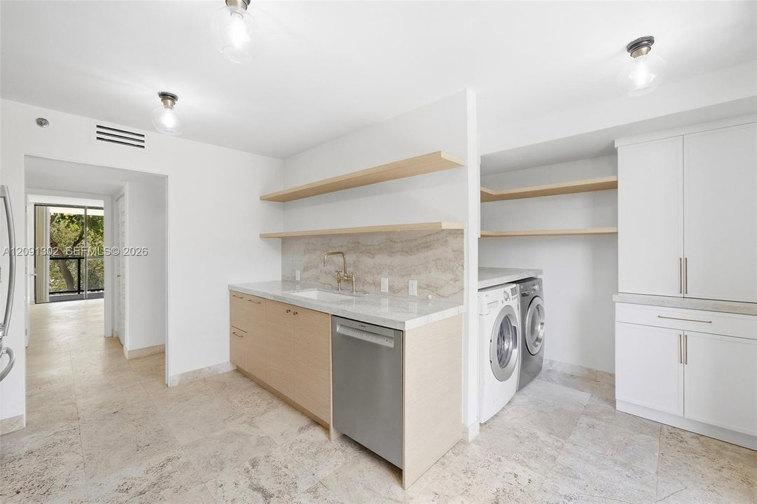For Rent: $9,000 (2 beds, 2 baths, 1805 Square Feet)