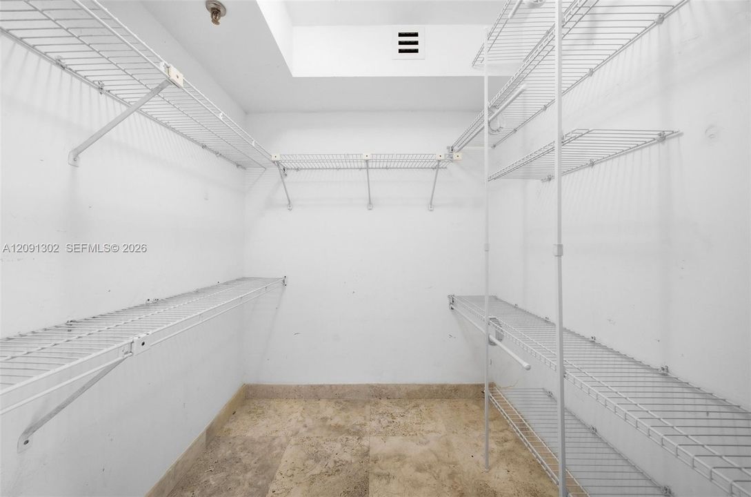 For Rent: $9,000 (2 beds, 2 baths, 1805 Square Feet)
