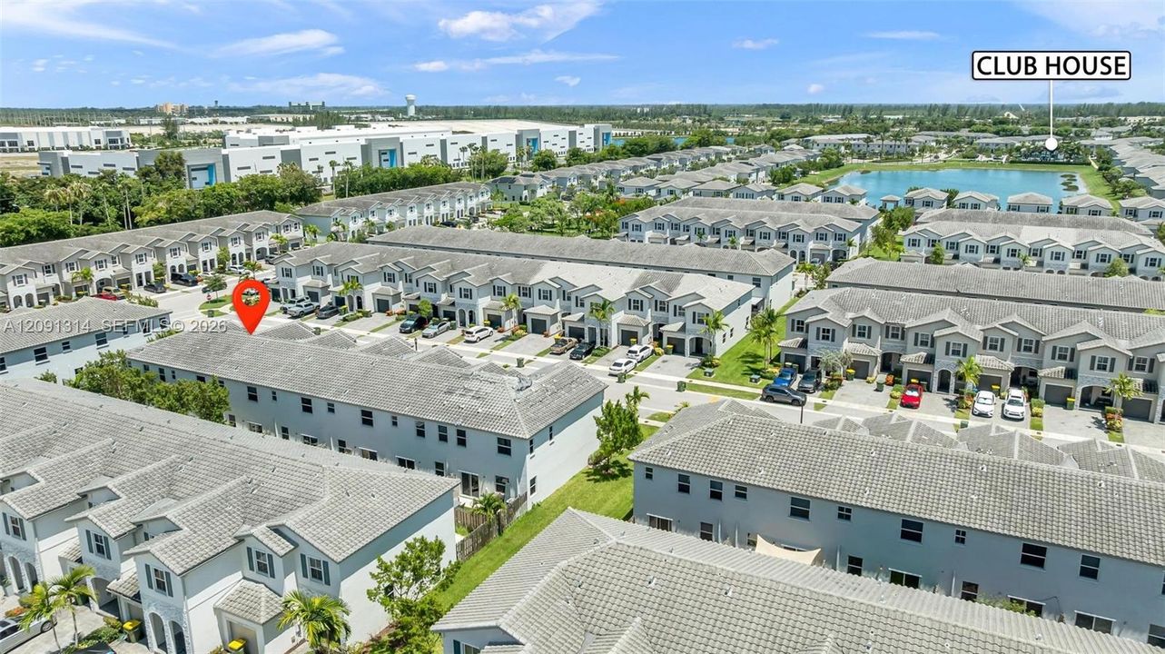 На продажу: $380,000 (3 спален, 2 ванн, 1827 Квадратных фут)