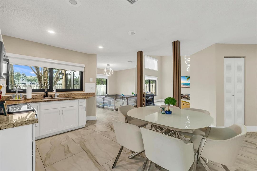 En Venta: $635,000 (3 camas, 2 baños, 2127 Pies cuadrados)