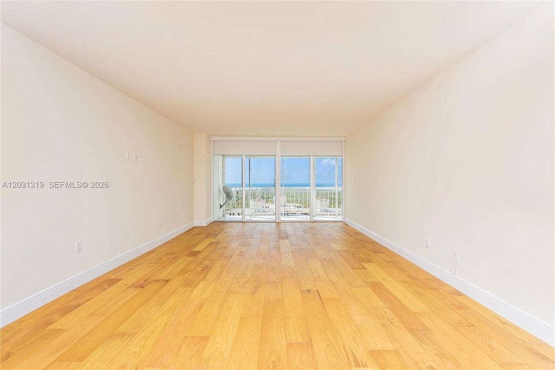 В аренду: $13,500 (3 спален, 3 ванн, 3120 Квадратных фут)