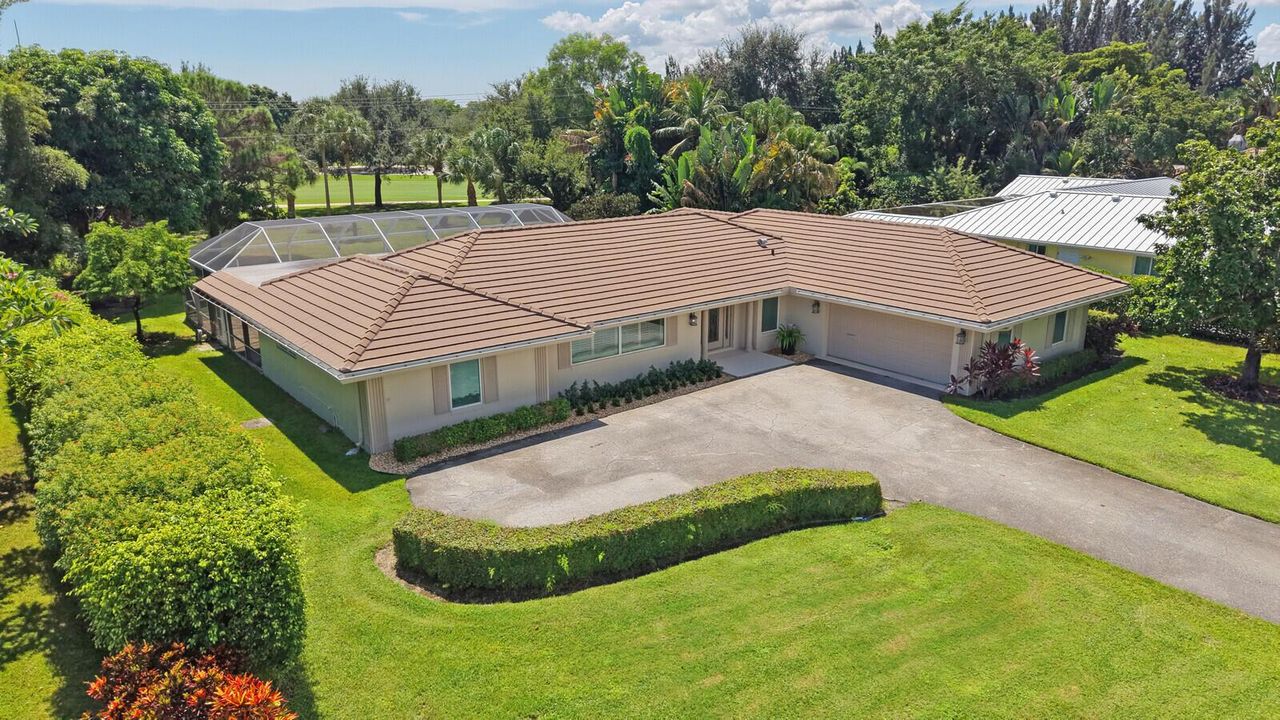 408 S. Country Club Dr.