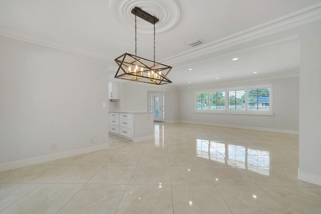 Living/Dining Room