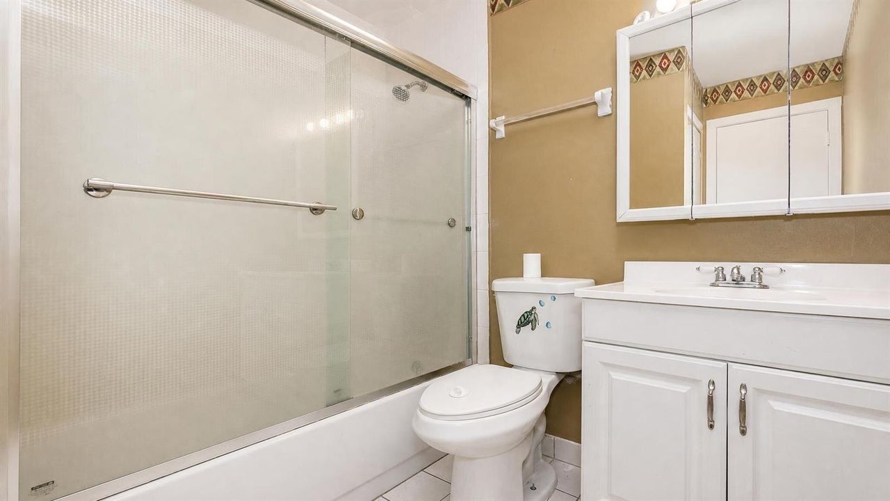 14_10880_NW_45th_St_Other_16x9