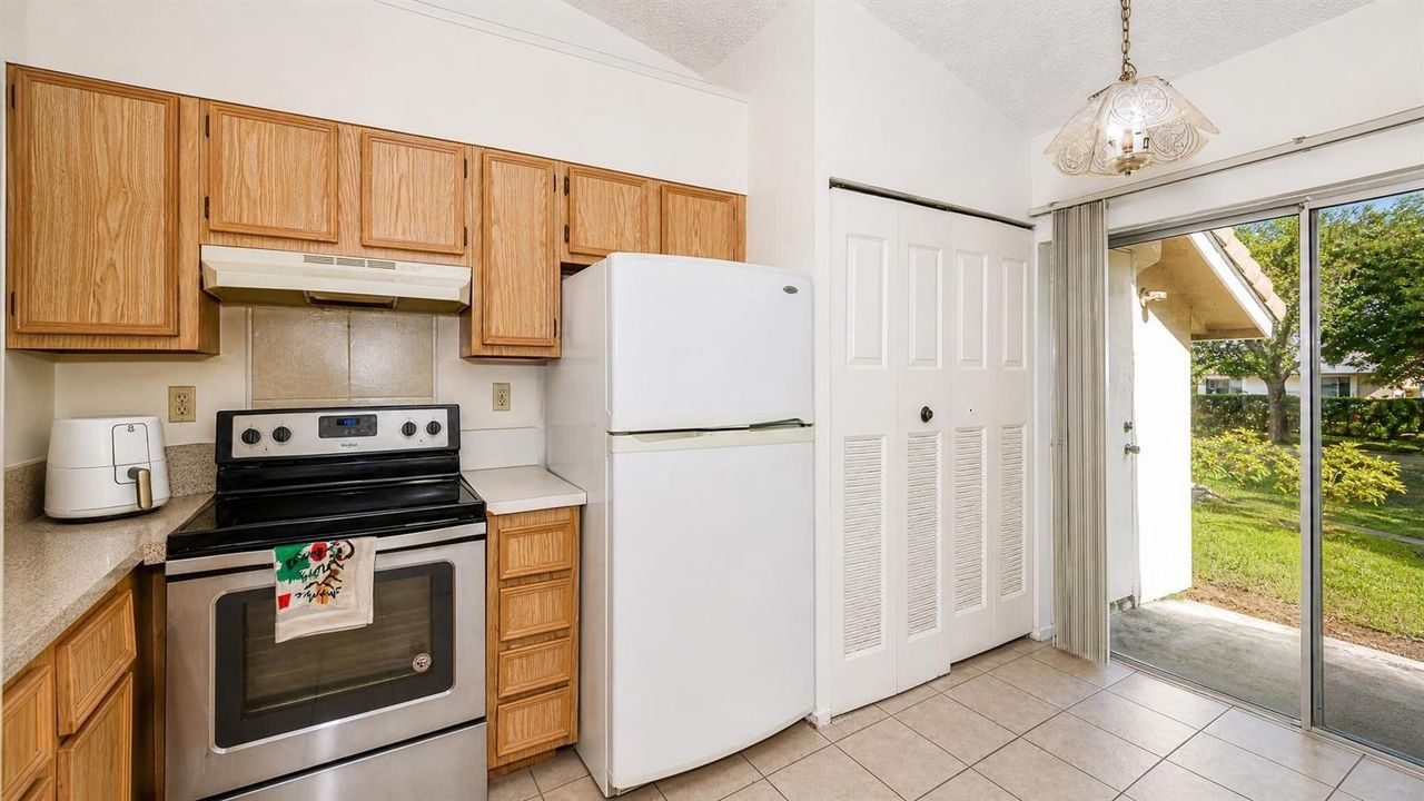 04_10880_NW_45th_St_Other_16x9