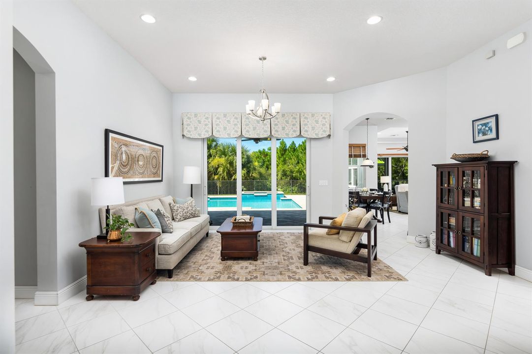 7656 SE Ravissant Drive-MLS-14