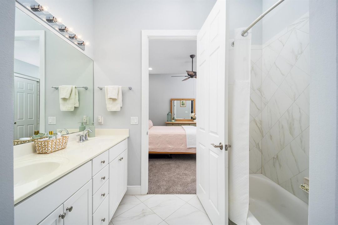 7656 SE Ravissant Drive-MLS-33