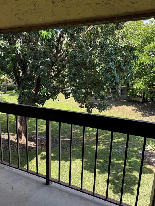 balcony