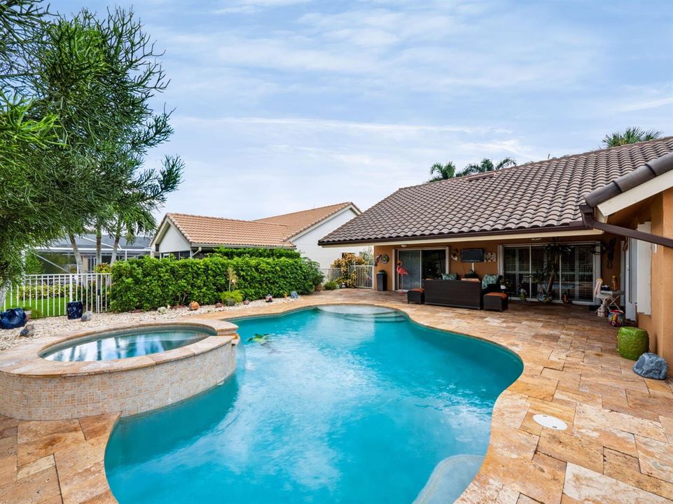 6-web-or-mls-6001-wedgewood-village-circ