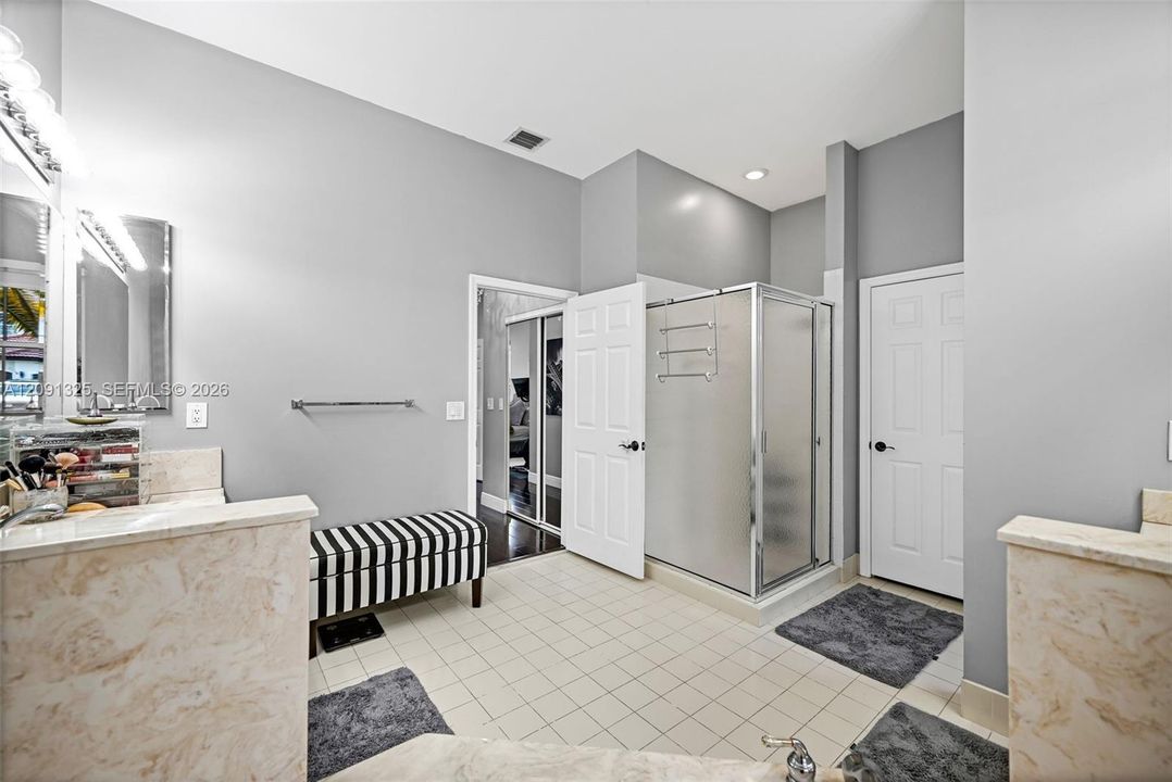 For Sale: $950,000 (4 beds, 2 baths, 2470 Square Feet)