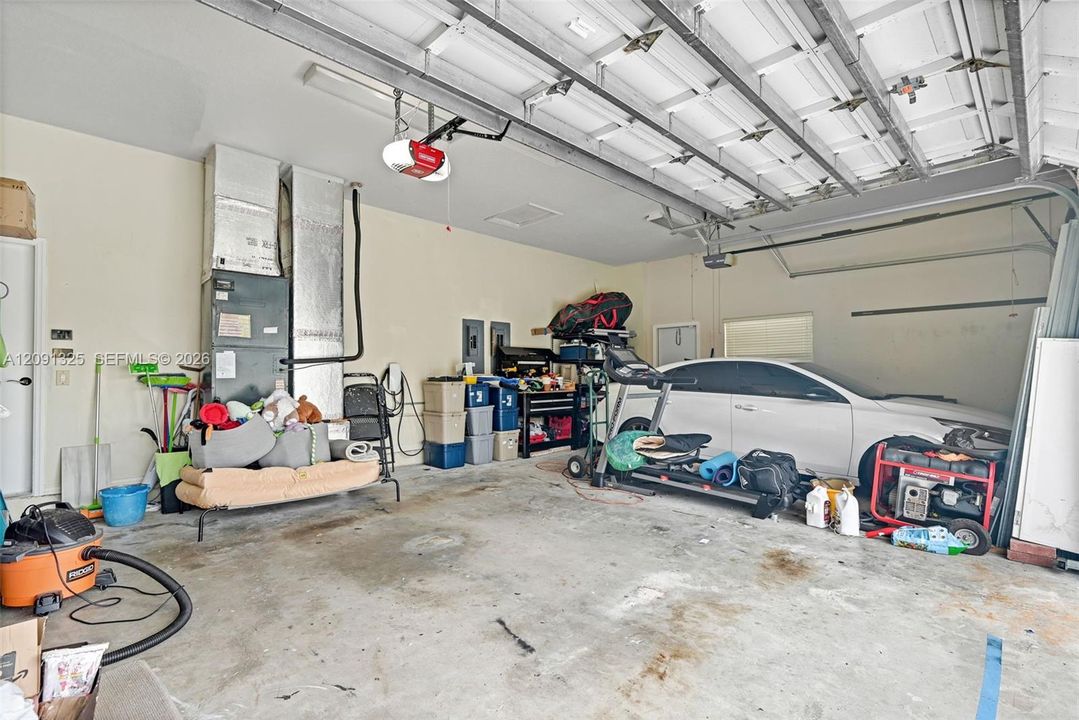 For Sale: $950,000 (4 beds, 2 baths, 2470 Square Feet)