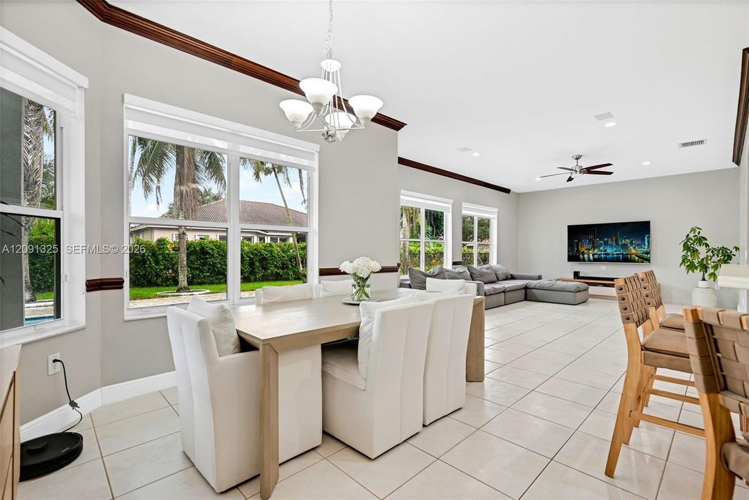 For Sale: $950,000 (4 beds, 2 baths, 2470 Square Feet)