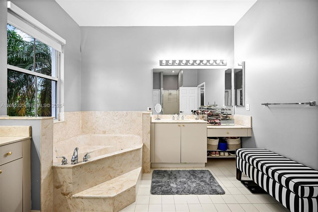For Sale: $950,000 (4 beds, 2 baths, 2470 Square Feet)