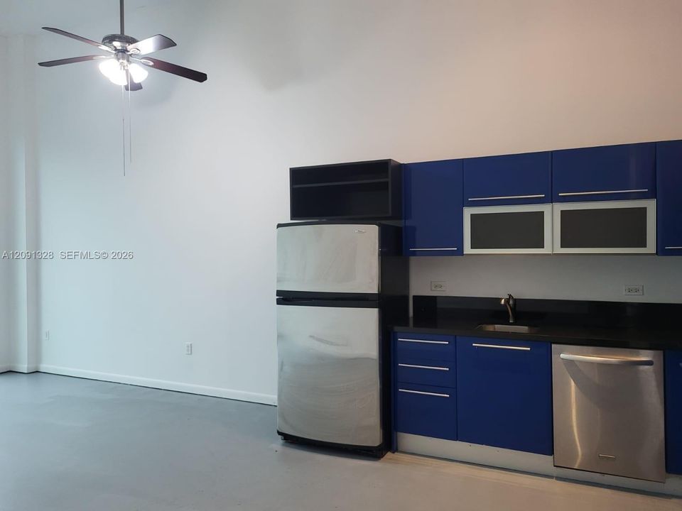 For Sale: $240,000 (0 beds, 1 baths, 506 Square Feet)
