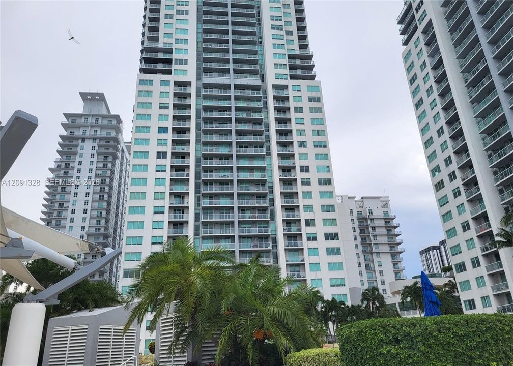 For Sale: $240,000 (0 beds, 1 baths, 506 Square Feet)