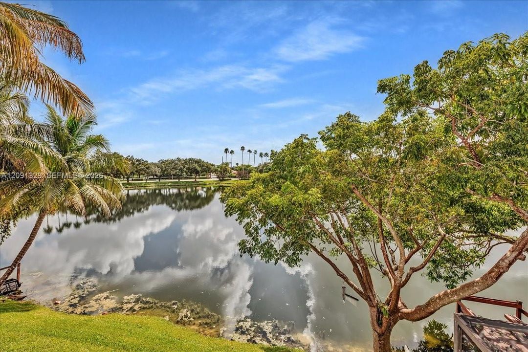 For Sale: $450,000 (4 beds, 2 baths, 1541 Square Feet)
